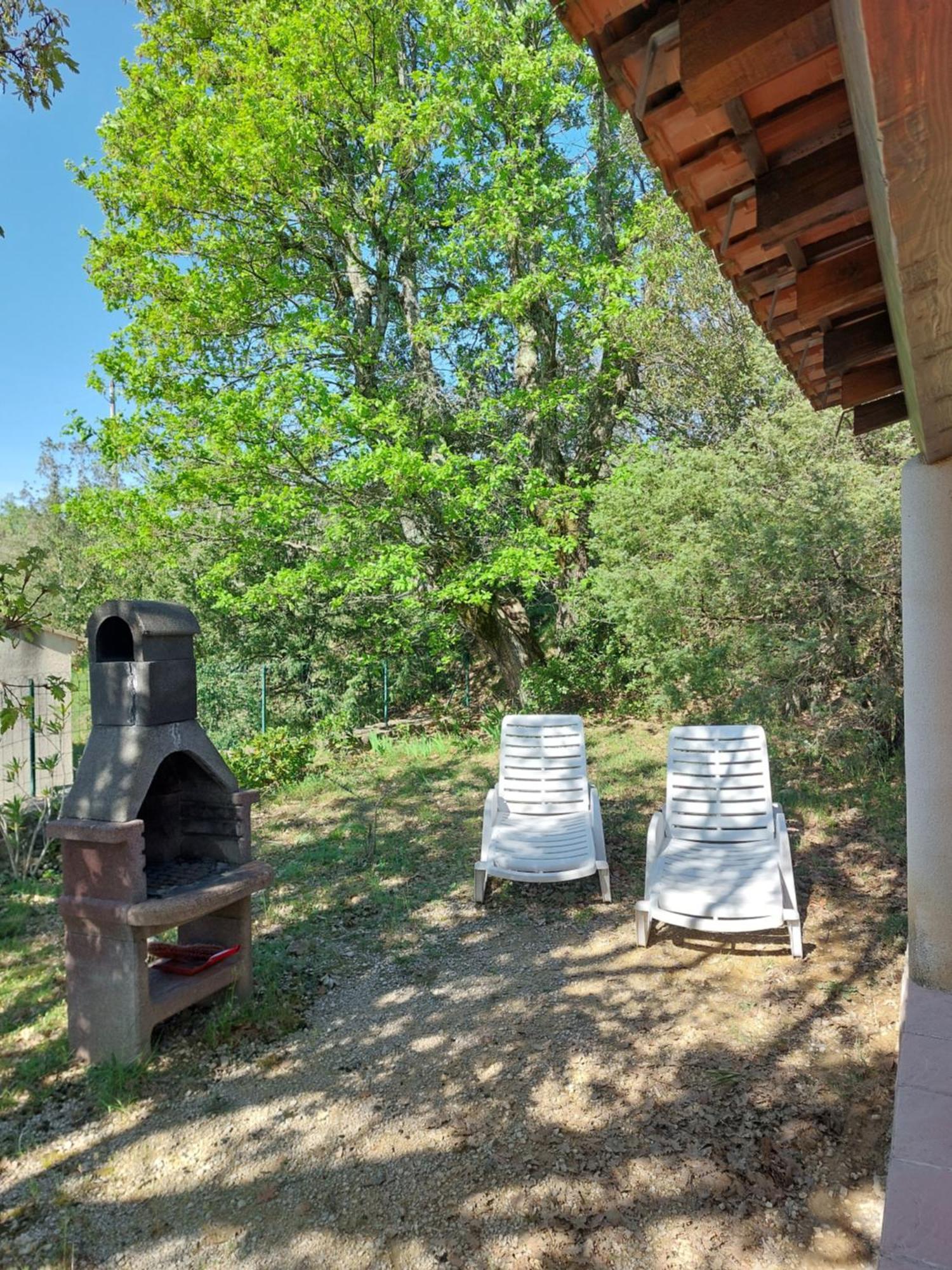 Village De Gites La Fontinelle Bessas Eksteriør billede